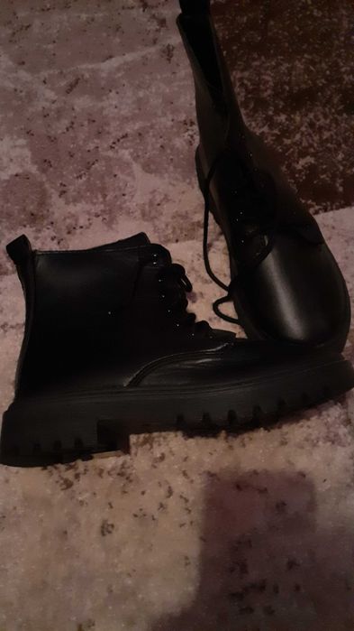 Ghete cu siret pana la glezna