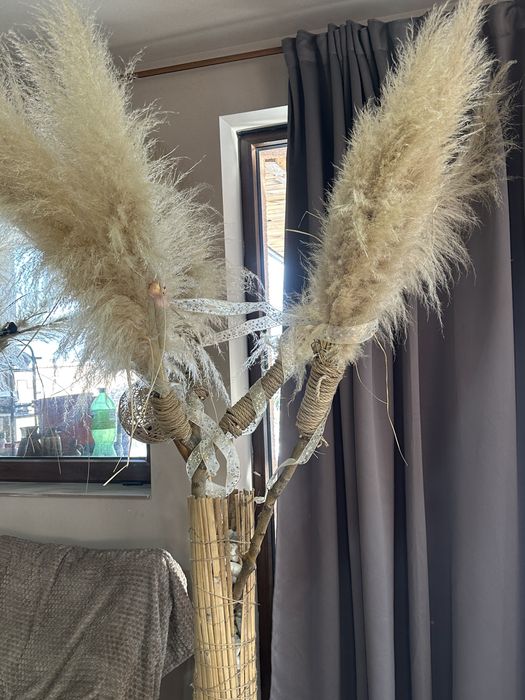 Изкуствено дърво с естествена пампаска трева