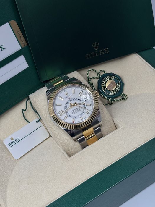 Cear Rolex Sky-Dweller