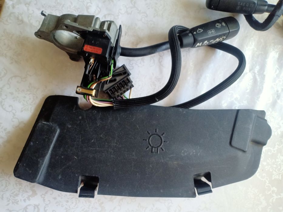 Мерс.140 омыватель фар.