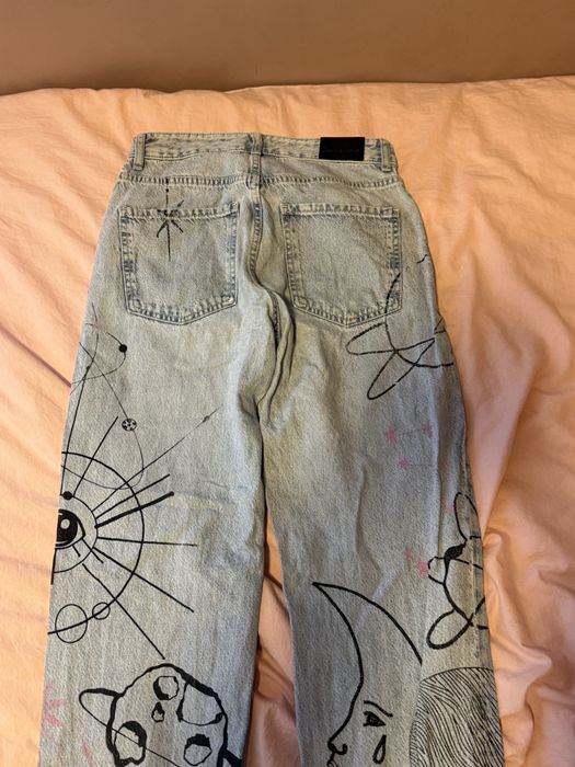 Дънки на бершка