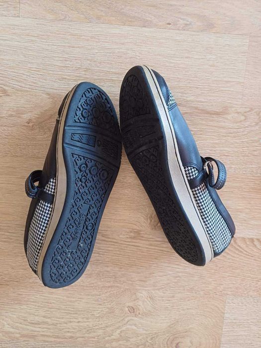 Спортни балеринки на Skechers н.6 /39/- стелка 26см