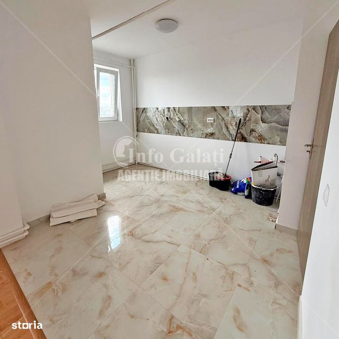 | Apartament cu 3 camere | Micro 21 | Renovat |