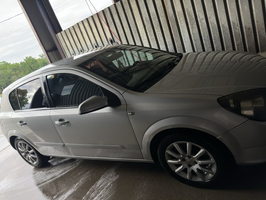 Opel Astra H 2005