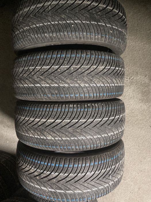 Anvelope  set 4 buc 215/55 R 18 dot 2021