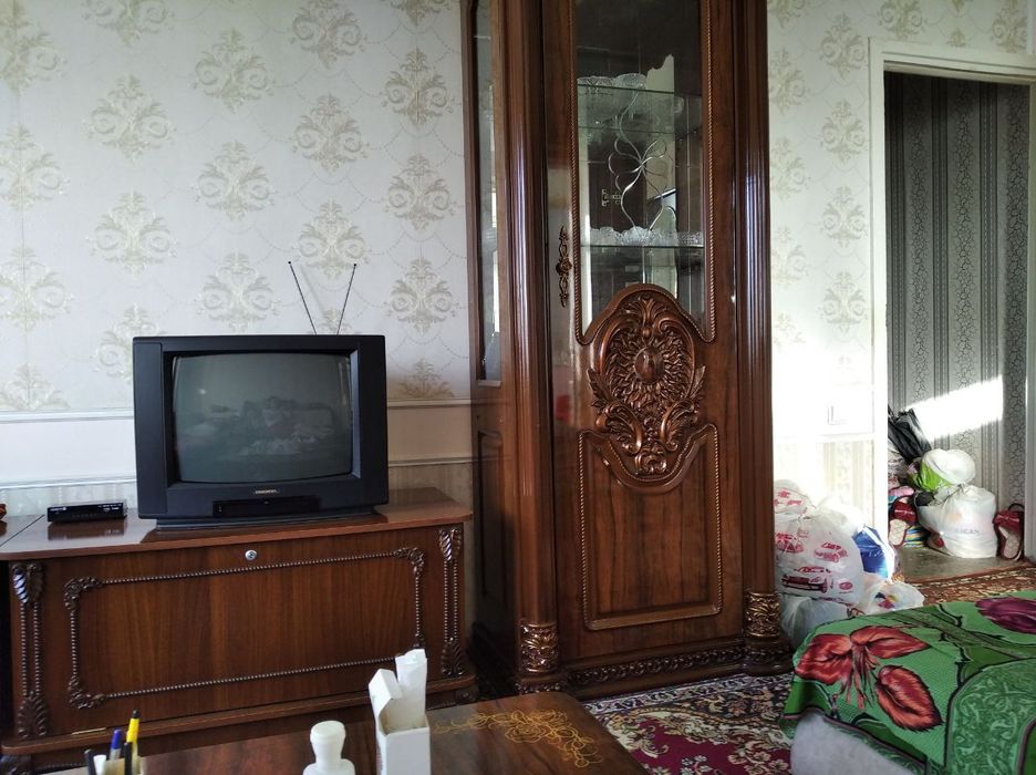 КВАРТИРА СОТИЛАДИ СЕРГЕЛИ. 1 Хонали 2 хона килинган