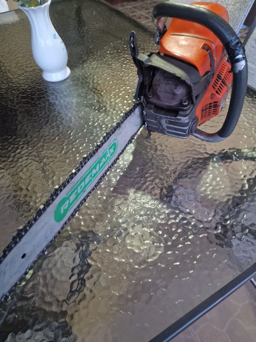 Vând husqvarna 545