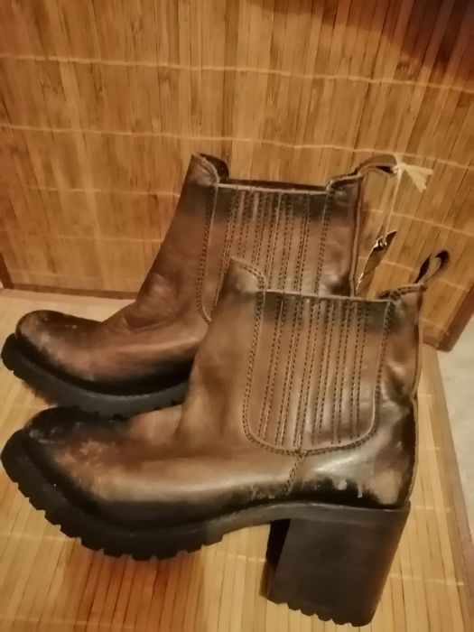 Дизайнерски дамски боти естествена кожа