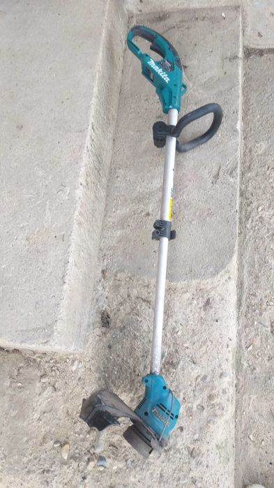 Makita тример за трева