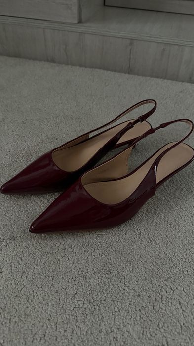 Туфли женские на небольшом каблуке