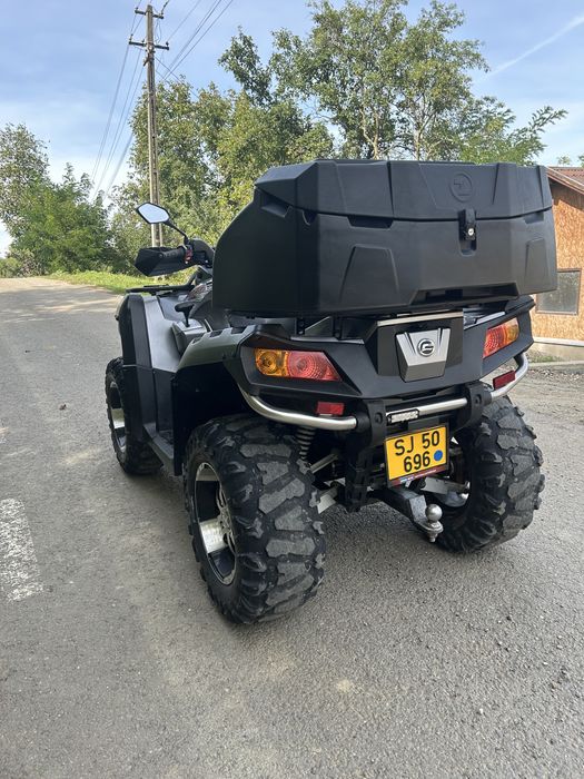Vând ATV CF Moto 800 4x4.