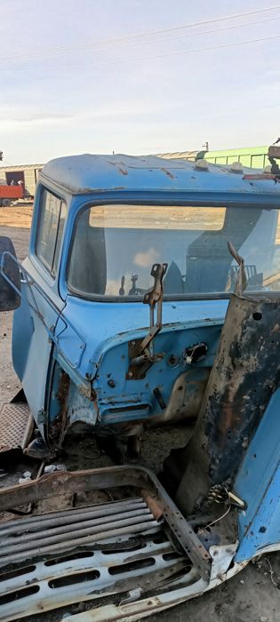 Продам кабину Зил