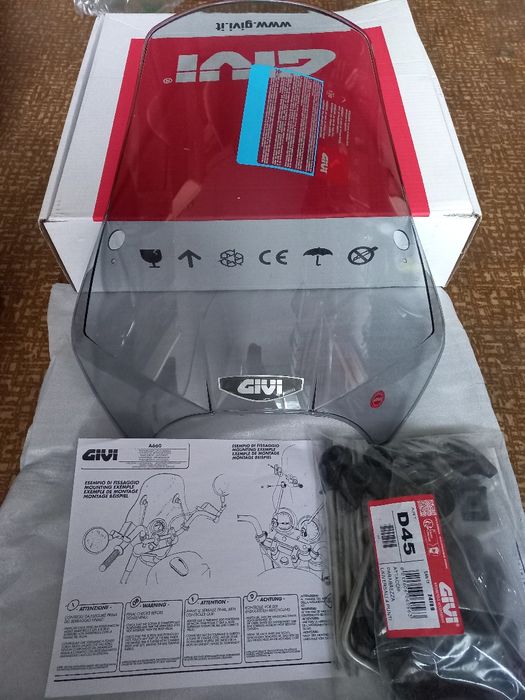 Предно стъкло GIVI Слюда Нова