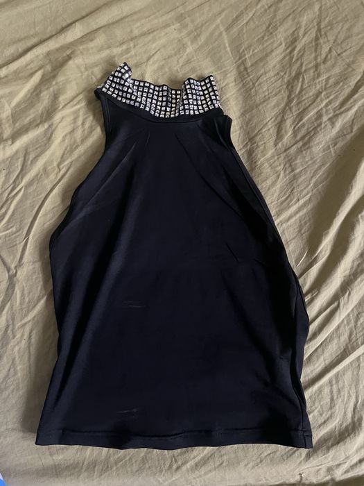 Чисто нов топ с камъни