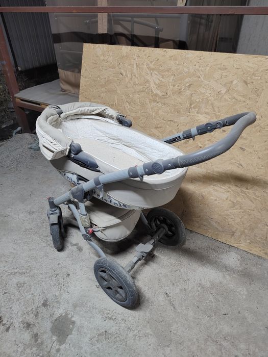 Коляска детская люлька и прогулочная