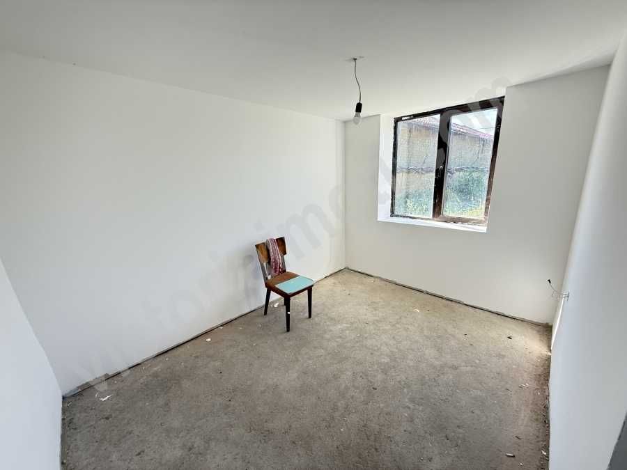 Продава се Къща в с. Ресен, Област Велико Търново - 126 кв.м за 386 €/кв.м - Снимка #3