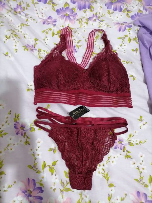 lenjerie intima/Bustiera și chiloțel Brazilian mărime S