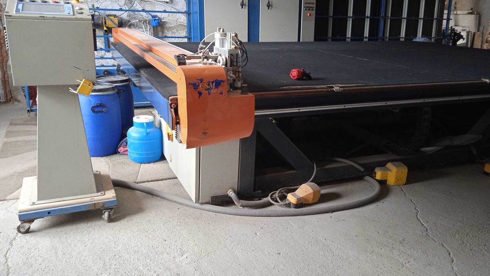 Vând linie sticla termopan