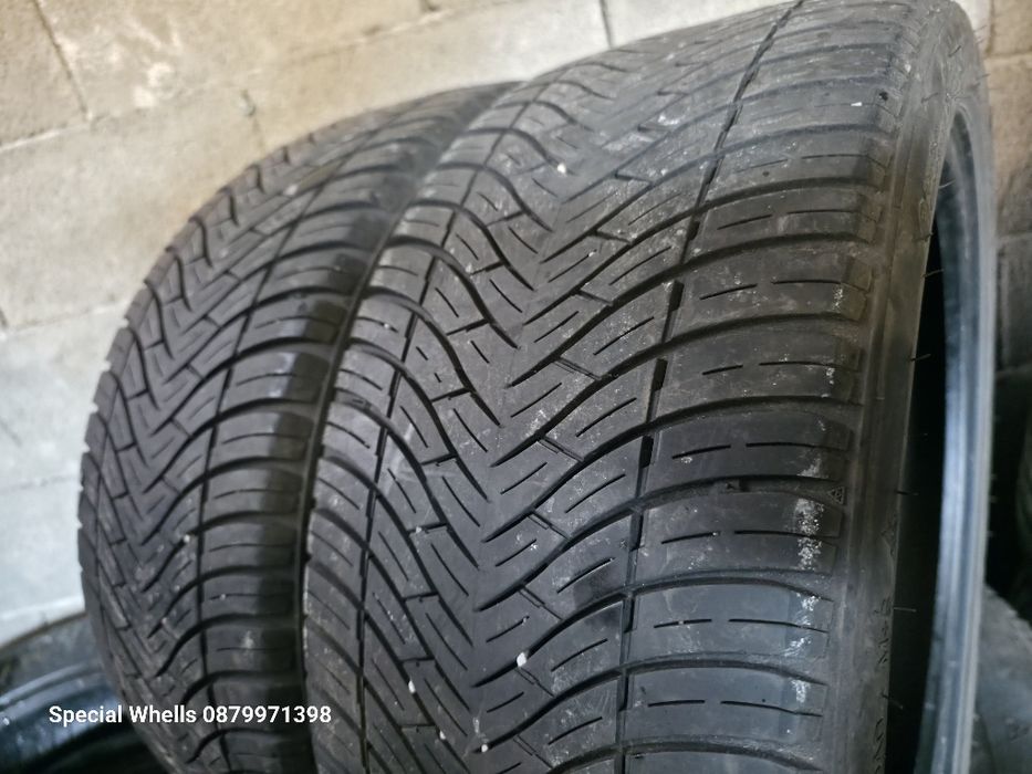 205/45R17 всесезони гуми