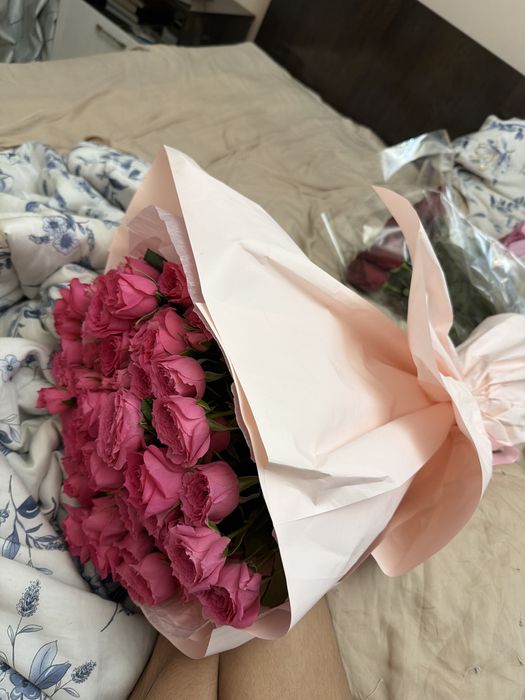 кустовые розы 51 шт