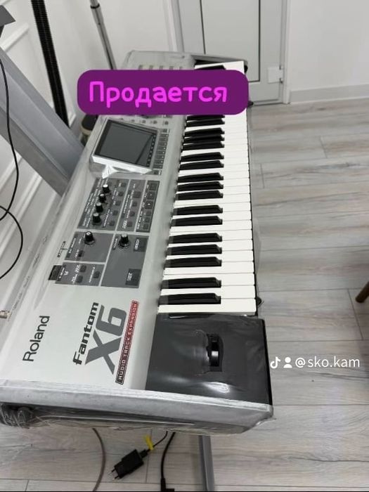 Продам Roland Fantom X6