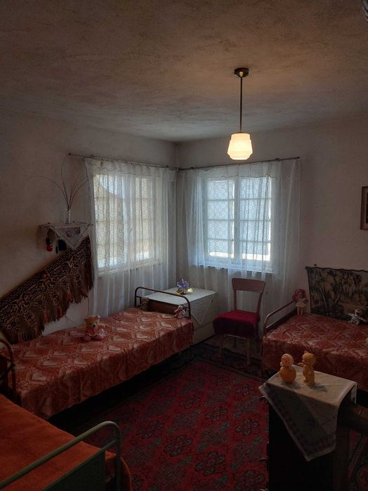 Продавам къща.Село-Караш