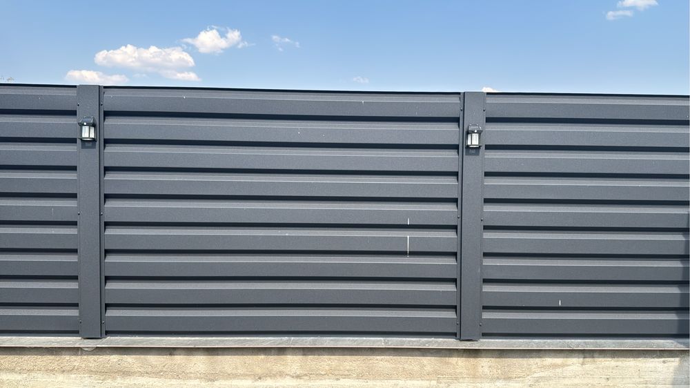 Gard din tabla T35 – montaj orizontal aspect elegant