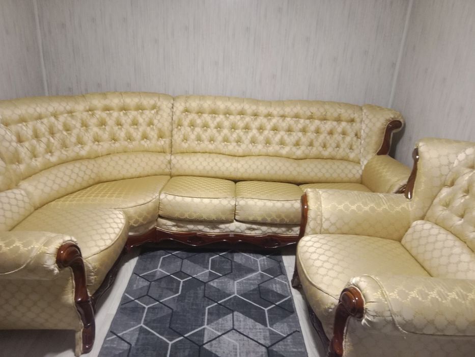 Мягкий угловой диван "Патютьков"