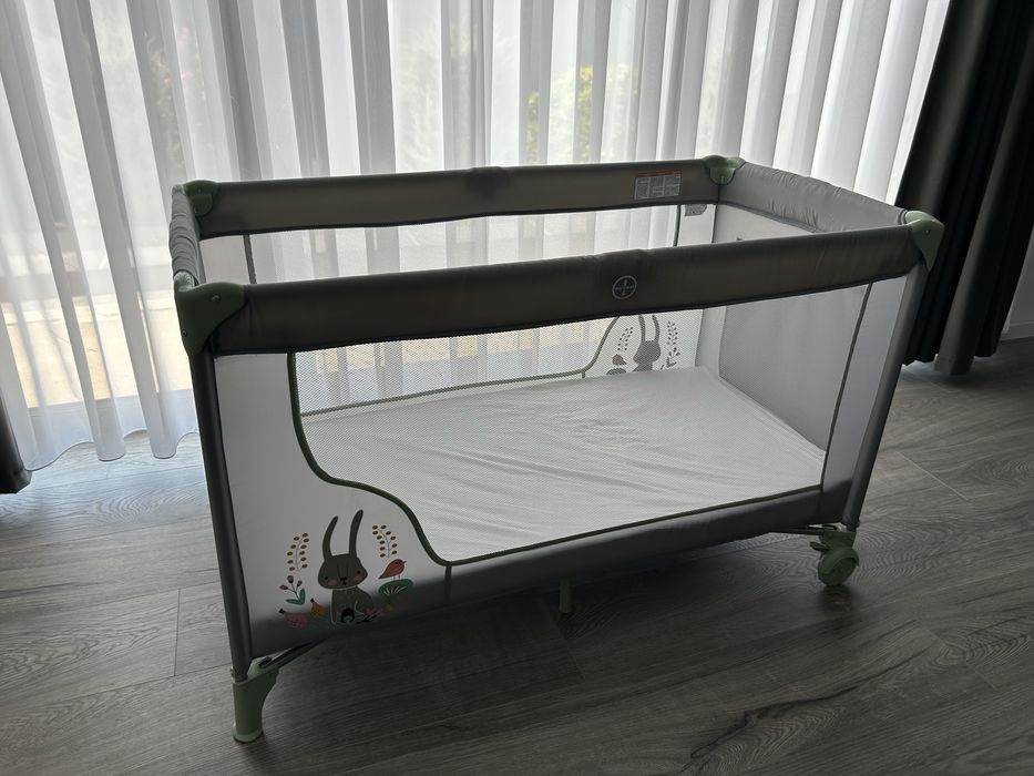 Pătuț bebe pliabil