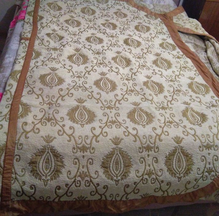 Покрывало на диван и кровать