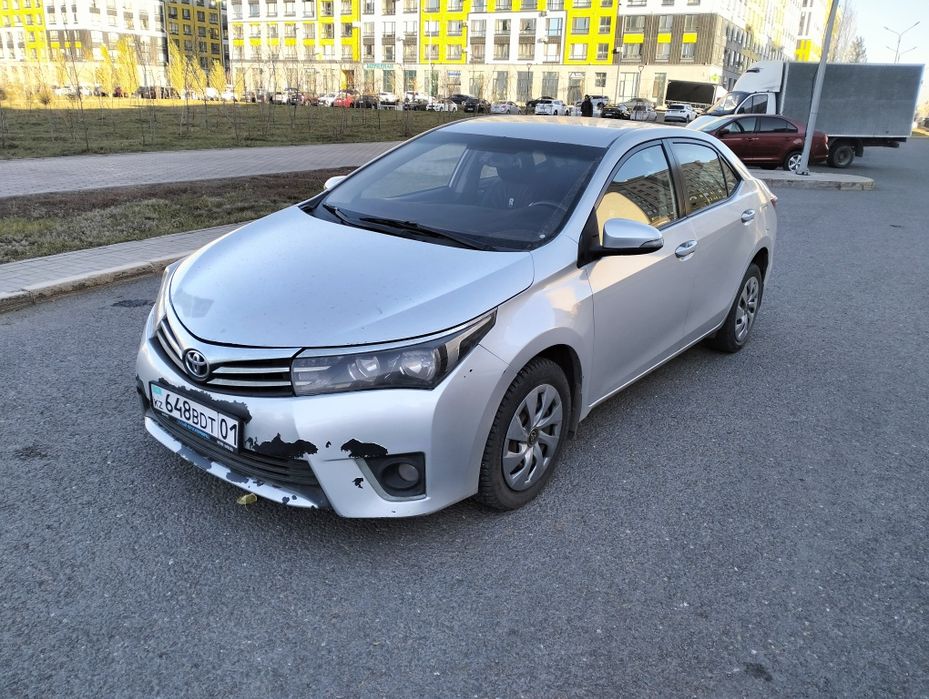 Продам Тойота Королла 2014 год