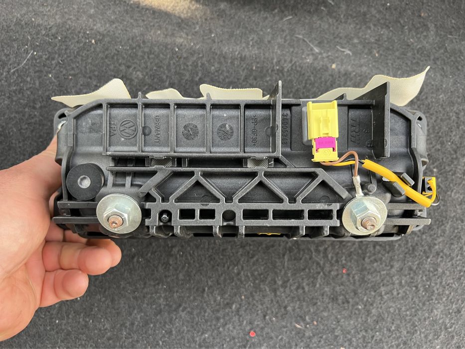 Airbaguri pasager plansa bord pt vw passat b6/b7 passat cc