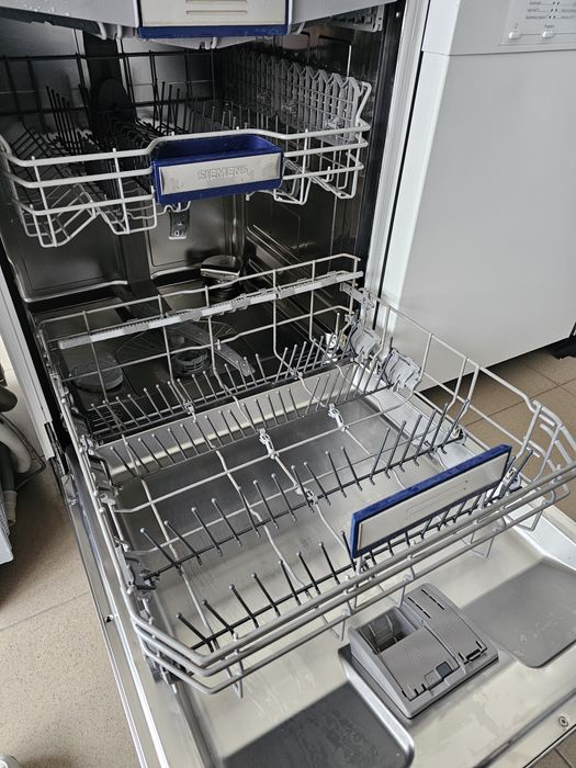 Съдомиялна за пълно вграждане SIEMENS