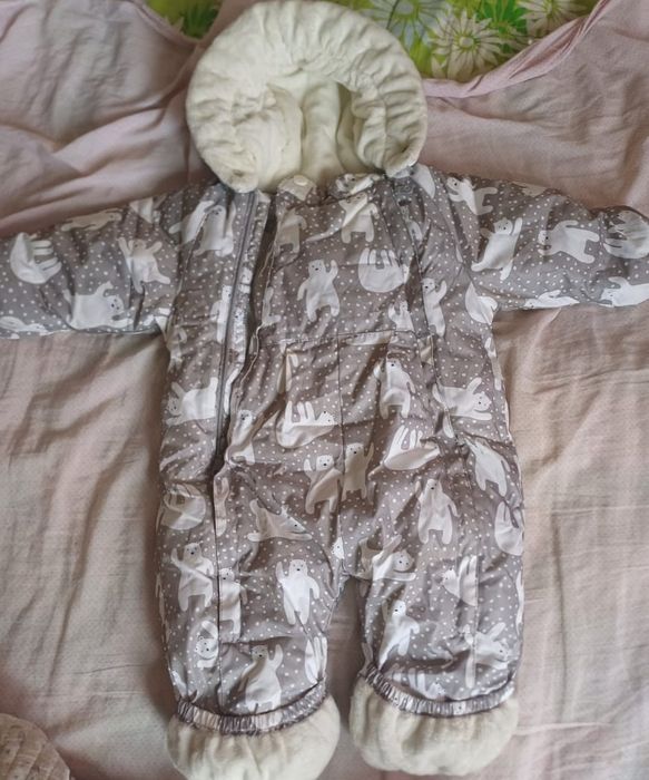 Детский тёплый комбинезон 2 раза одевали