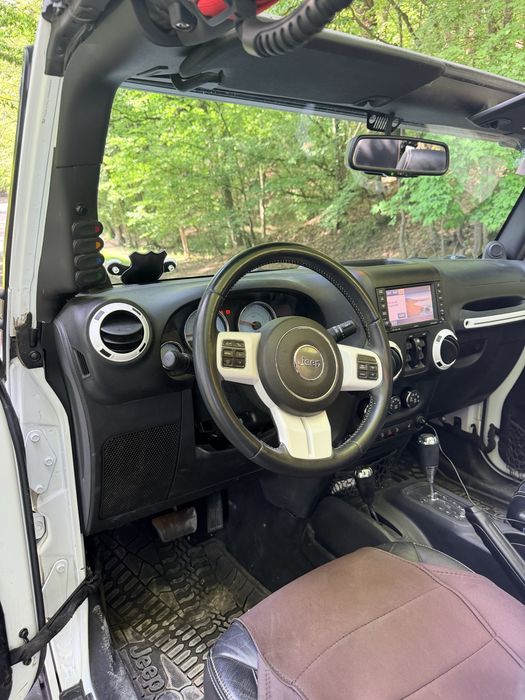 Jeep Wrangler Sahara