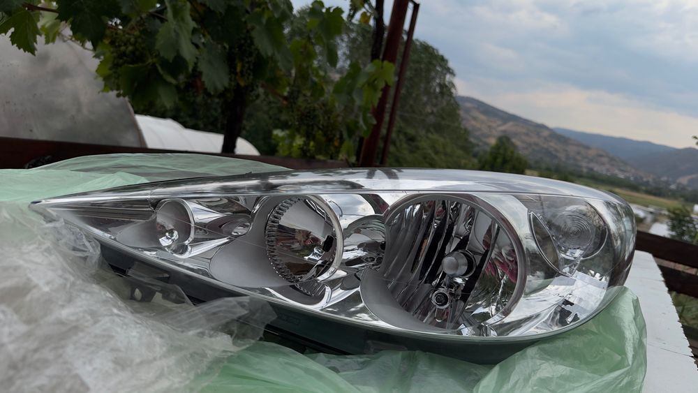 Ляв фар за Peugeot 206+ TYC