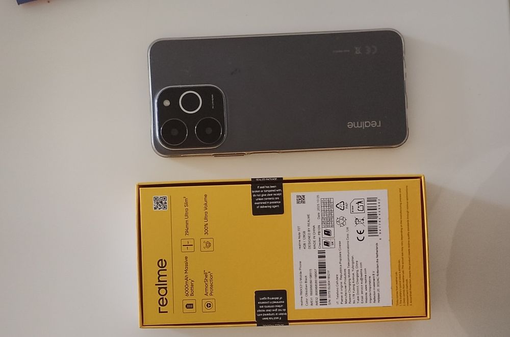 Продавам Realme Note 70T