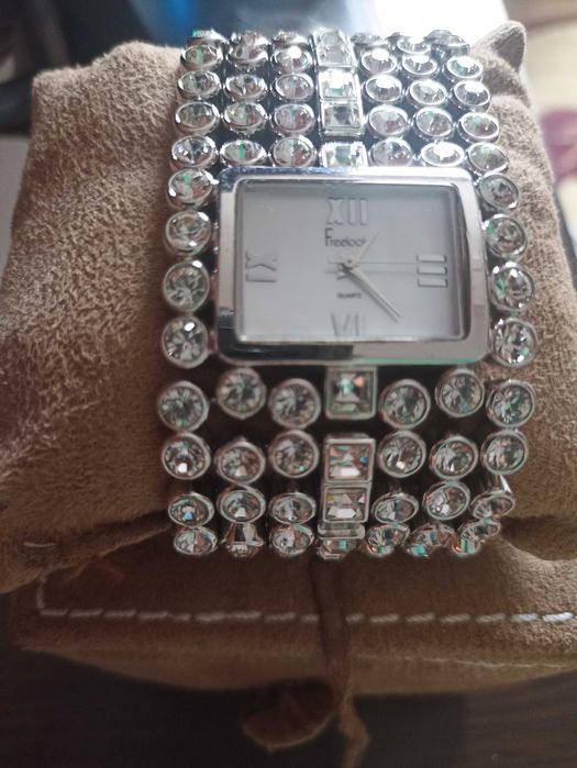 Ceas dama Freelook