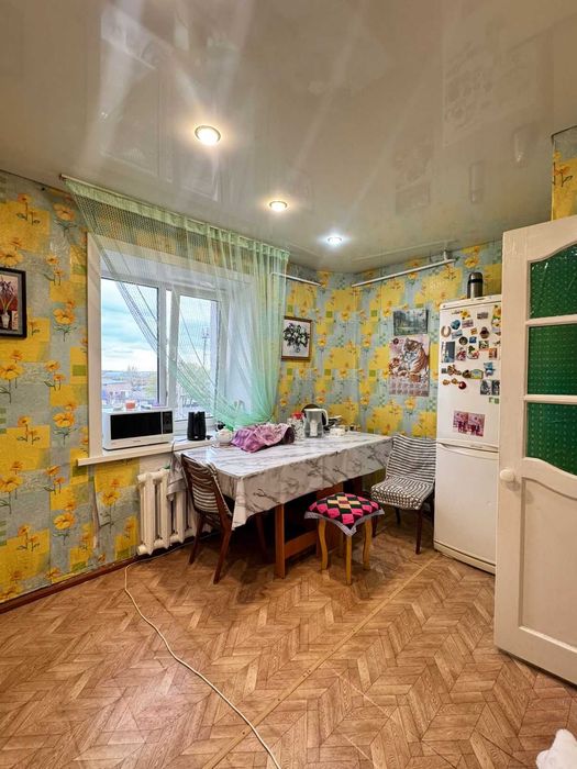 Продам 4 комн. квартиру, в районе Береке