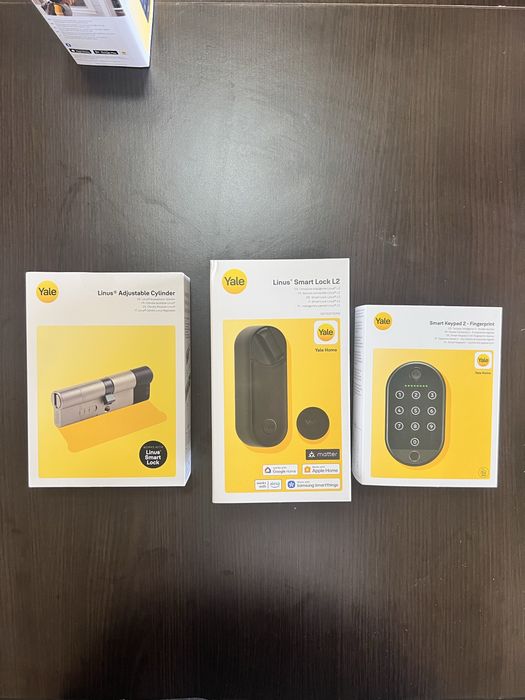 Kit Complet Incuietoare Inteligenta Yale Linus L2