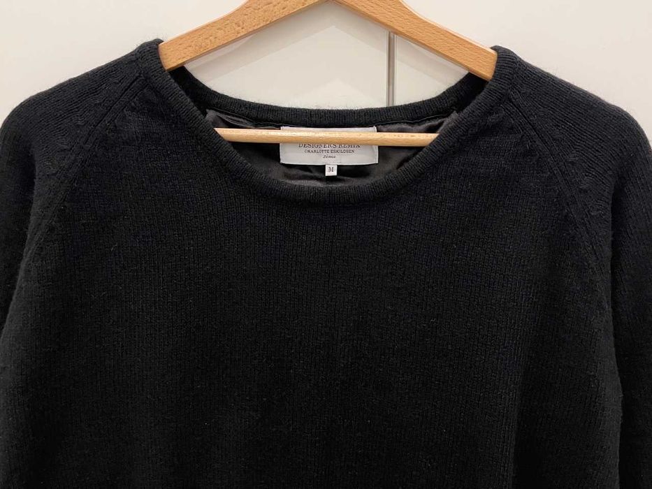 Отличен пуловер с ангора Designers Remix M