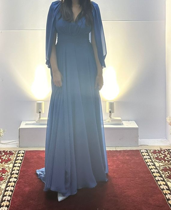 Платье вечернее.