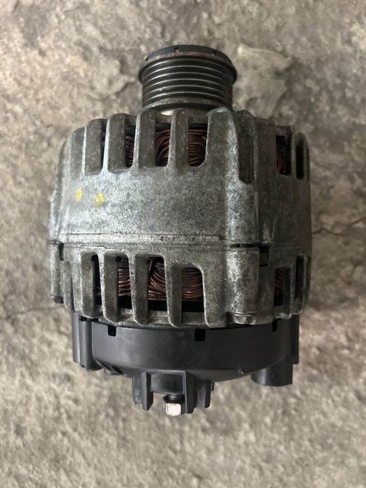 Алтернатор/Динамо Valeo 140A VW AG