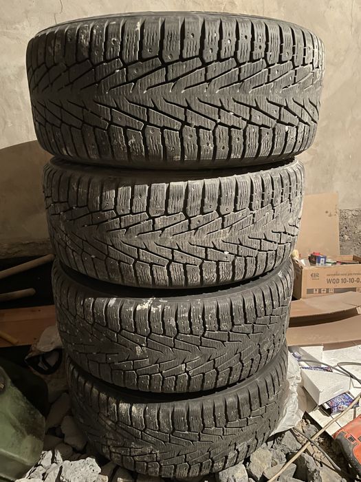 Продам шины с дисками на гелендваген