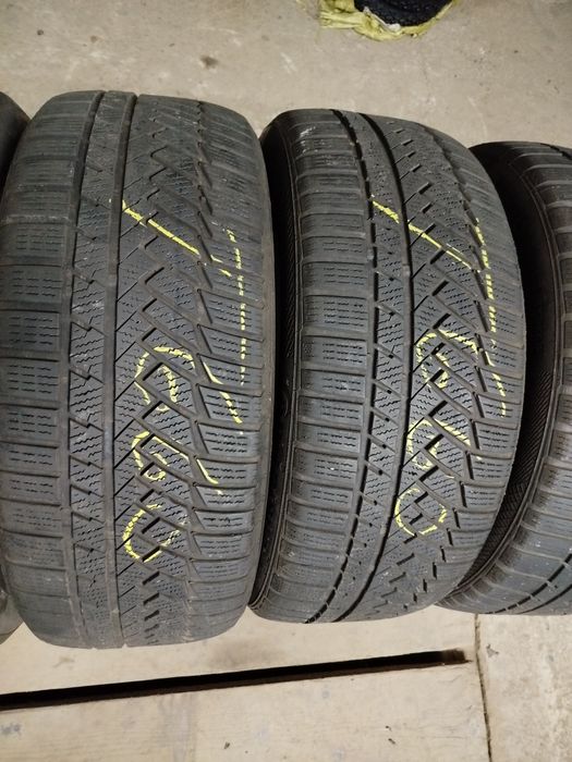 Anvelope 235/50/18 Continentall
