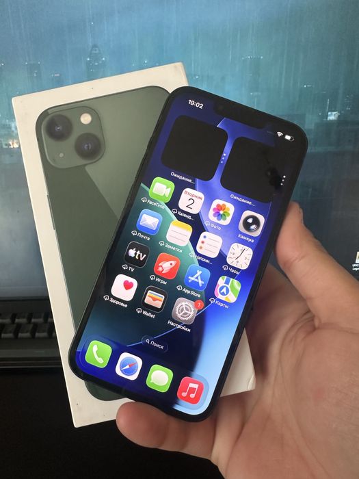 Продам Iphone 13 128 gb green
