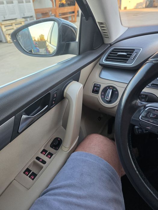 De vânzare Volkswagen  Passat  2011