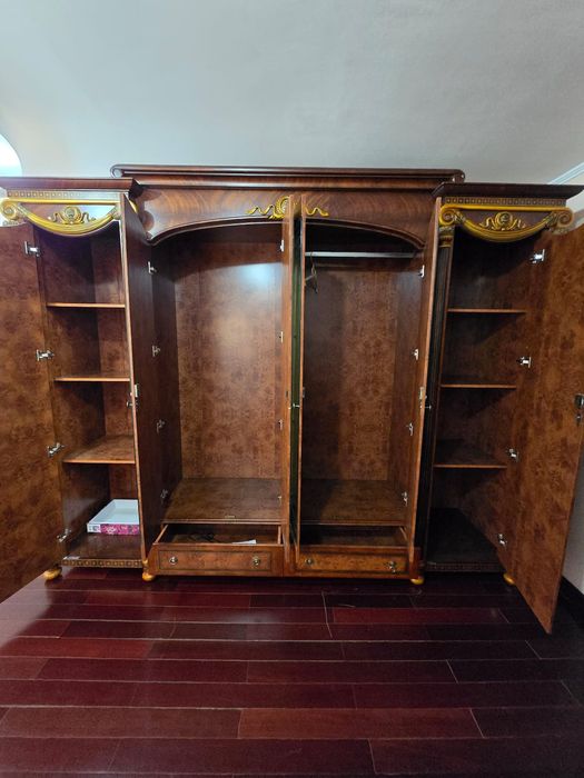 Продам мебель производство Малайзия