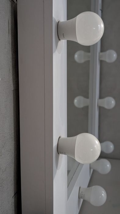 Зеркало с подсветкой