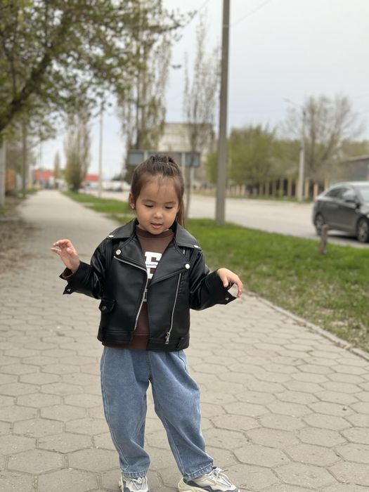 Продам кожаные куртки